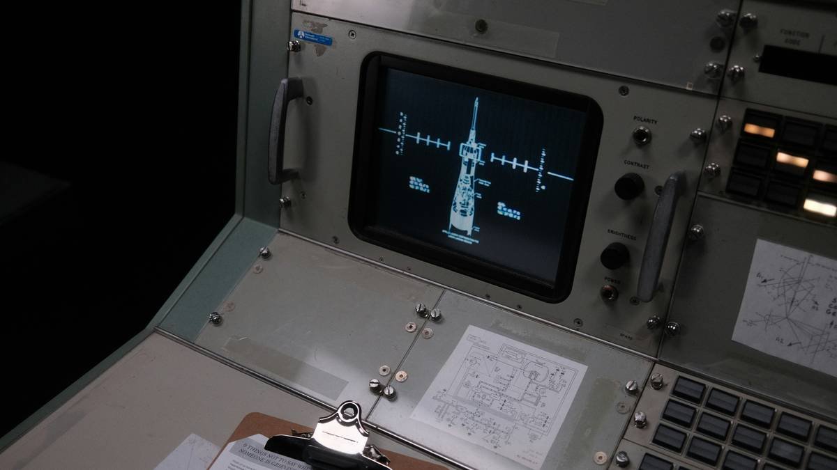 Comparison table highlighting features of standard vs. specialty insurance plans