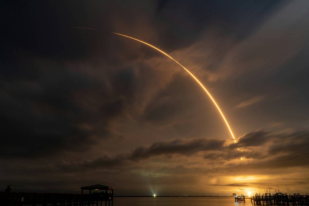 Spacex falcon 9 launch from cape canaveral