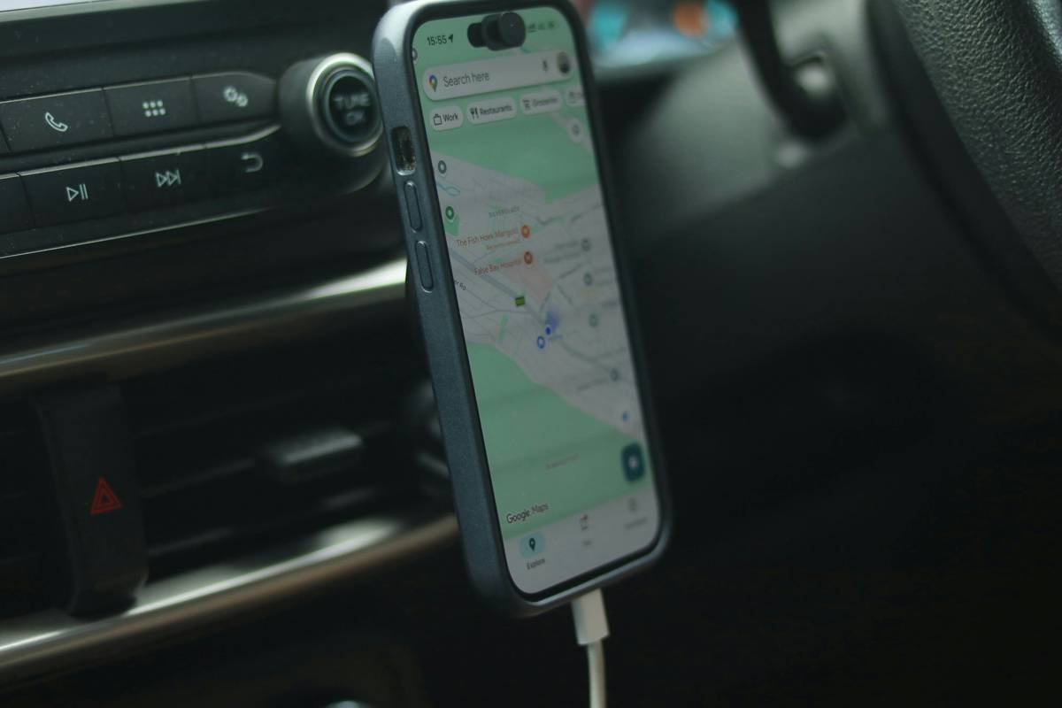 Why Satellite Tracking Vehicle Benefits Are a Game-Changer for Your Auto Insurance (Not Just for Spy Movies)